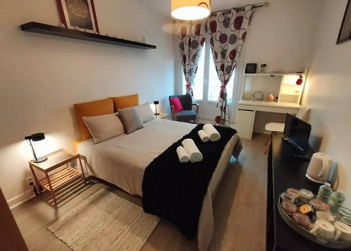 Appartement Lumineux 70 M2 & Parking Prive Proche Centre