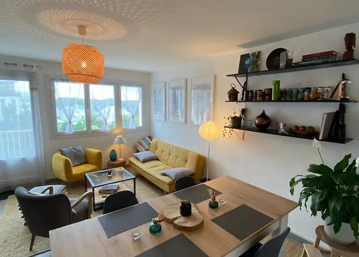 Appartement Lumineux 70 M2 & Parking Prive Proche Centre