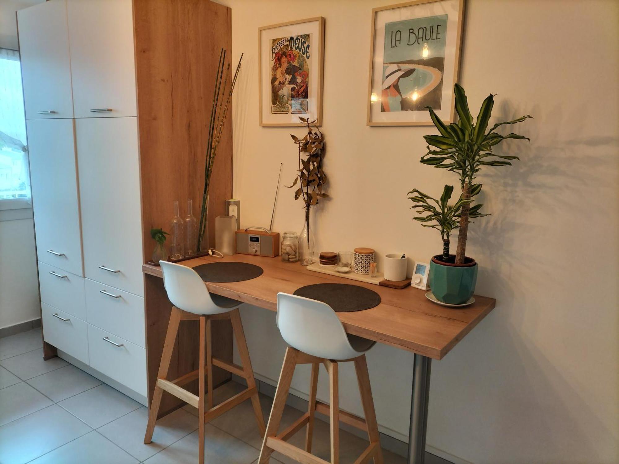 Lumineux 70 M2 & Parking Prive Proche Centre